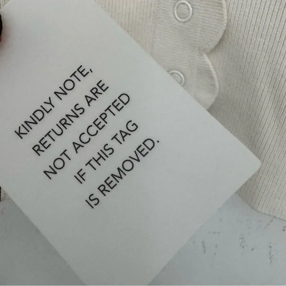 NWT Helsa Elvira Cardigan in white - Picture 12 of 12